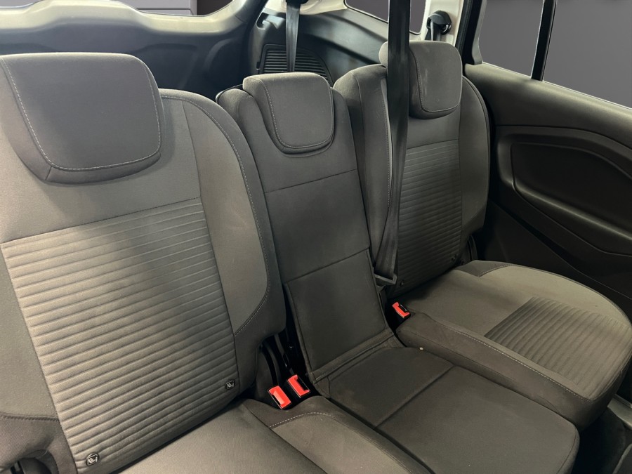 FORD d'occasion C-MAX 1.5 TDCi 120ch Business Nav 7places de 2017