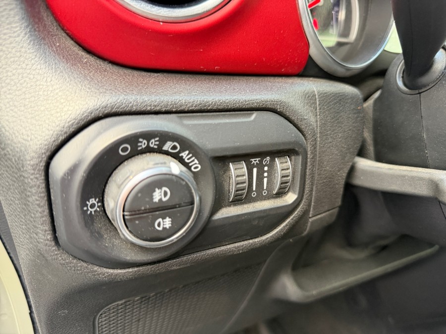 JEEP d'occasion WRANGLER 2.2 MULTIJET 200 4X4 SPORT AUTO de 2019