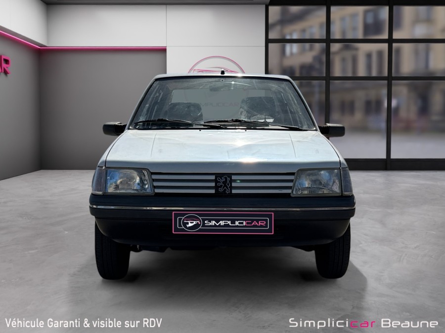 PEUGEOT d'occasion 205 COLOR LINE de 1991 Beaune (21)﻿