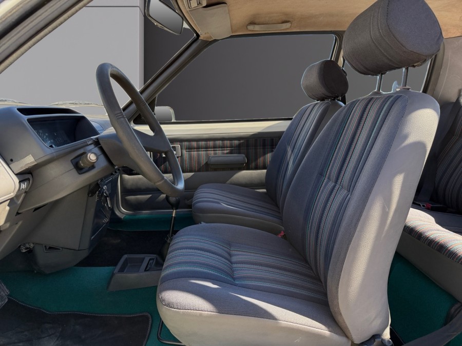PEUGEOT d'occasion 205 COLOR LINE de 1991 Beaune (21)﻿