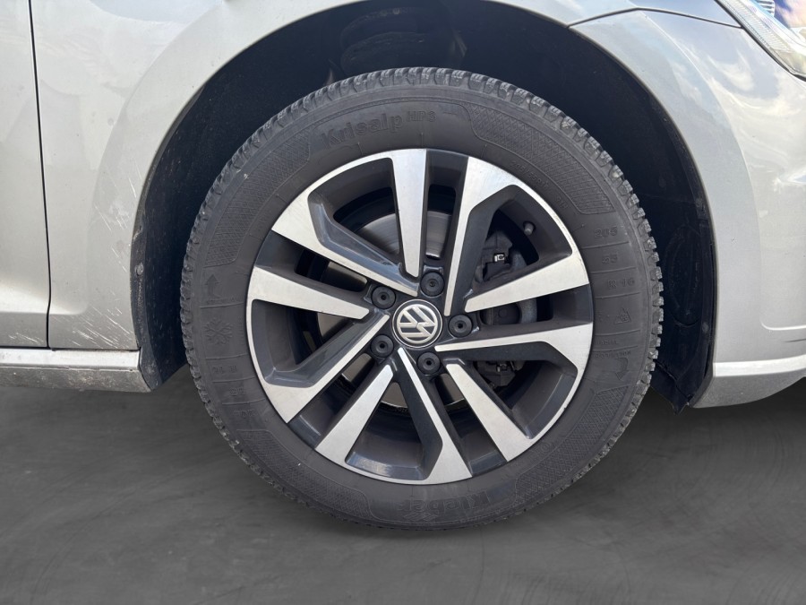 VOLKSWAGEN d'occasion GOLF 2.0 TDI 150 CARAT DSG de 2019 Besançon