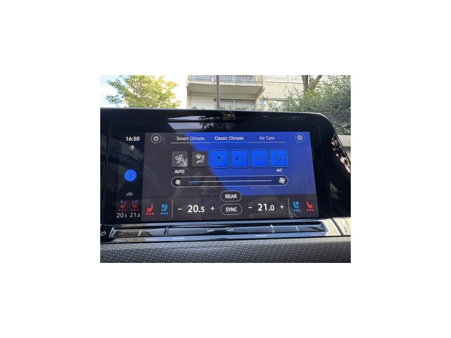 VOLKSWAGEN d'occasion GOLF VIII 2 TSI 320 R PERFORMANCE DSG AUTO de