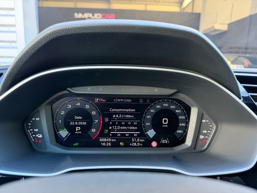 AUDI d'occasion Q3 45 TFSI e 245ch S line S tronic 6 de 2022 Salon de