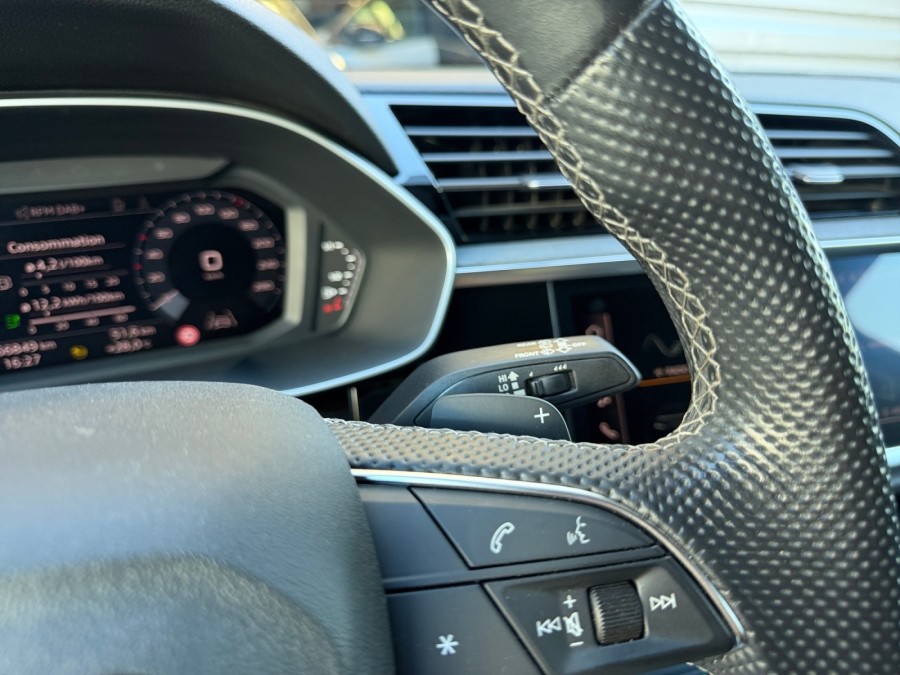 AUDI d'occasion Q3 45 TFSI e 245ch S line S tronic 6 de 2022 Salon de