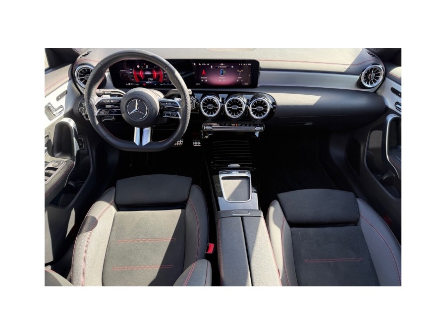 MERCEDES d'occasion A 200 d 150ch AMG Line 8G-DCT de 2024 Champigny