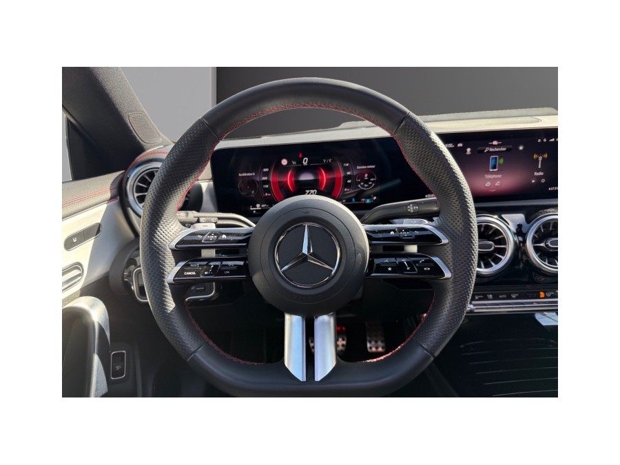 MERCEDES d'occasion A 200 d 150ch AMG Line 8G-DCT de 2024 Champigny