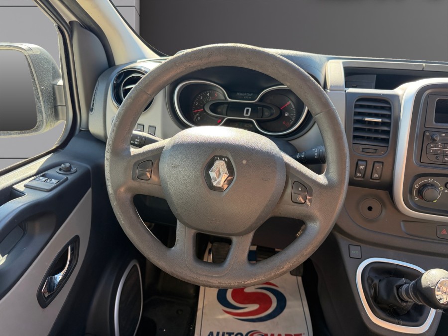 RENAULT d'occasion TRAFIC L2H1 1200 1.6 dCi 95ch Cabine Approfondie