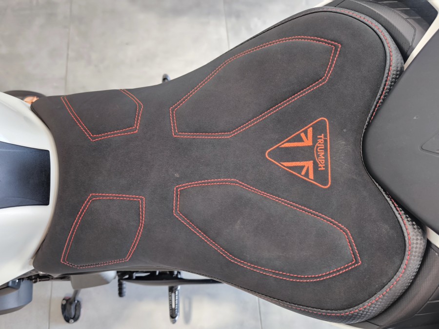 TRIUMPH d'occasion STREET TRIPLE STREET TRIPLE 660 de 2022 St Jean du