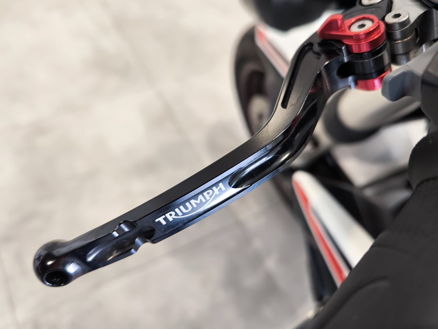 TRIUMPH d'occasion STREET TRIPLE STREET TRIPLE 660 de 2022 St Jean du