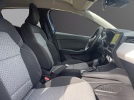 RENAULT d'occasion CLIO 1.6 E-Tech hybride 145ch Evolution de 2023
