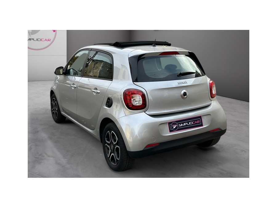 SMART d'occasion FORFOUR 90ch prime twinamic E6c de 2019 Champigny
