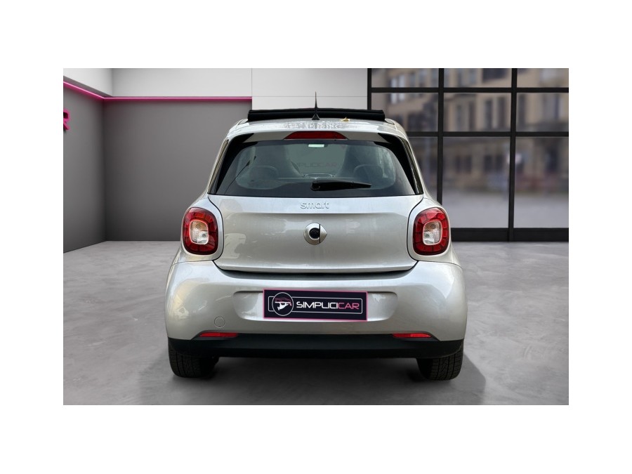 SMART d'occasion FORFOUR 90ch prime twinamic E6c de 2019 Champigny