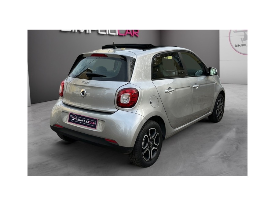SMART d'occasion FORFOUR 90ch prime twinamic E6c de 2019 Champigny