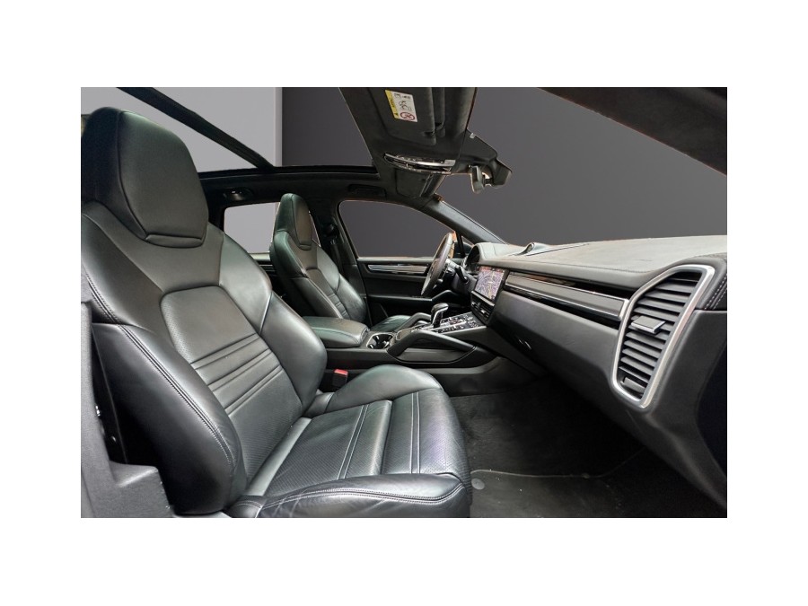 PORSCHE d'occasion CAYENNE 3.0 V6 462ch E-Hybrid de 2019 Champigny