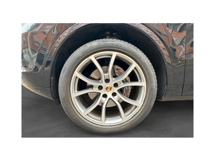 PORSCHE d'occasion CAYENNE 3.0 V6 462ch E-Hybrid de 2019 Champigny