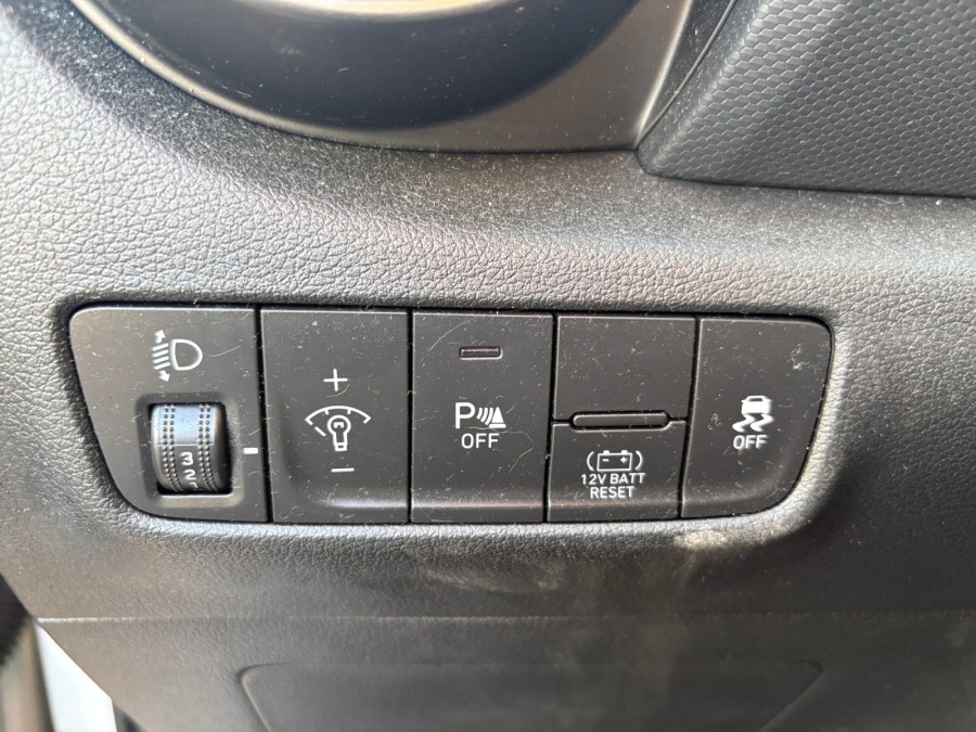 HYUNDAI d'occasion KONA 1.6 GDI HYBRID INTUITIVE DCT AUTO de 2022