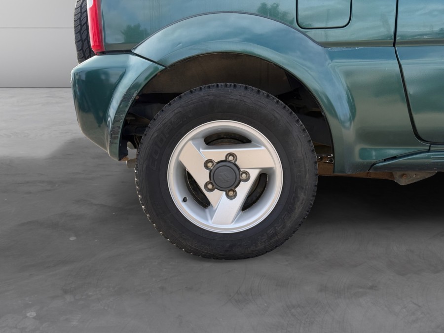 SUZUKI d'occasion JIMNY 1.5 DDIS MAORI SE de 2005 Evreux (27)﻿