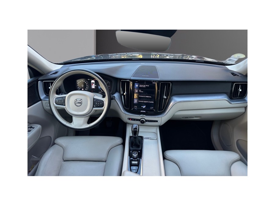 VOLVO d'occasion XC60 2 D4 190 MOMENTUM de 2019 Paris 17 (75)﻿