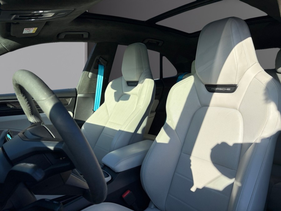 PORSCHE d'occasion MACAN MACAN TURBO de 2024 Caen (14)﻿