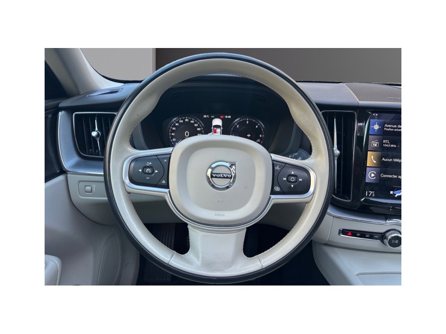 VOLVO d'occasion XC60 2 D4 190 MOMENTUM de 2019 Paris 17 (75)﻿