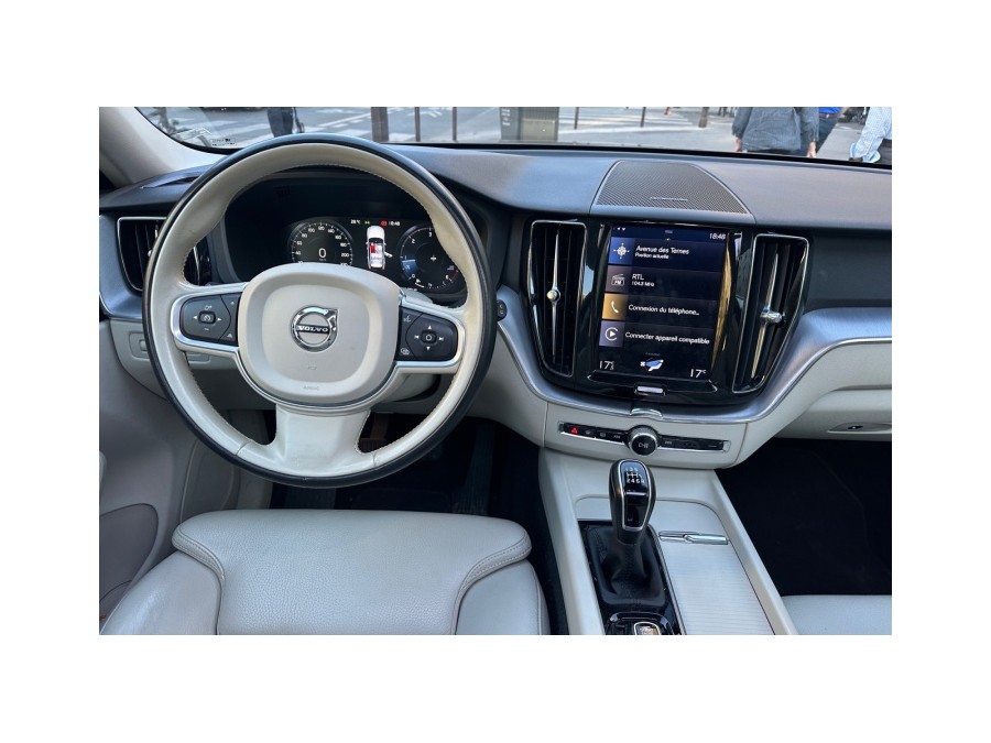 VOLVO d'occasion XC60 2 D4 190 MOMENTUM de 2019 Paris 17 (75)﻿