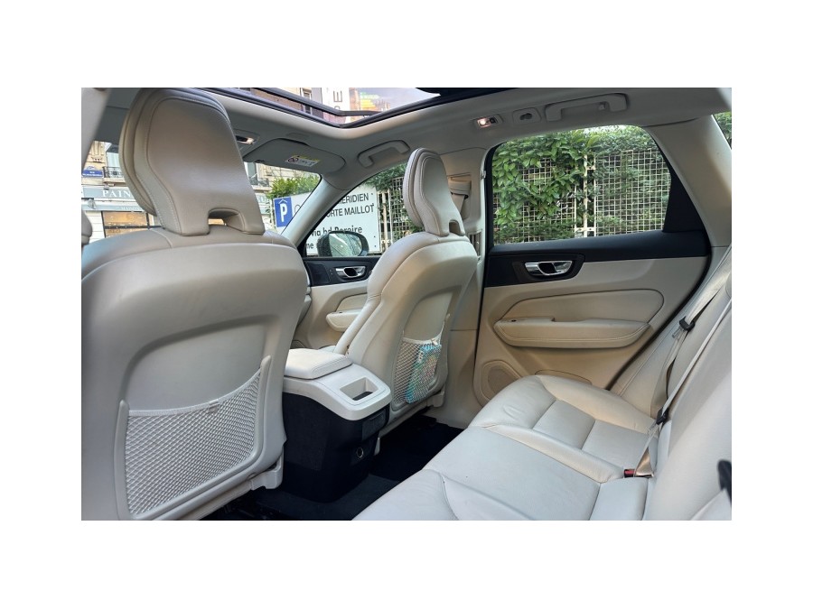 VOLVO d'occasion XC60 2 D4 190 MOMENTUM de 2019 Paris 17 (75)﻿