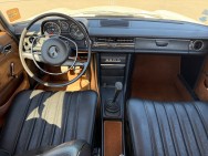 MERCEDES d'occasion 220 Mercedes-Benz 220 D de 1970 Beaune (21)﻿