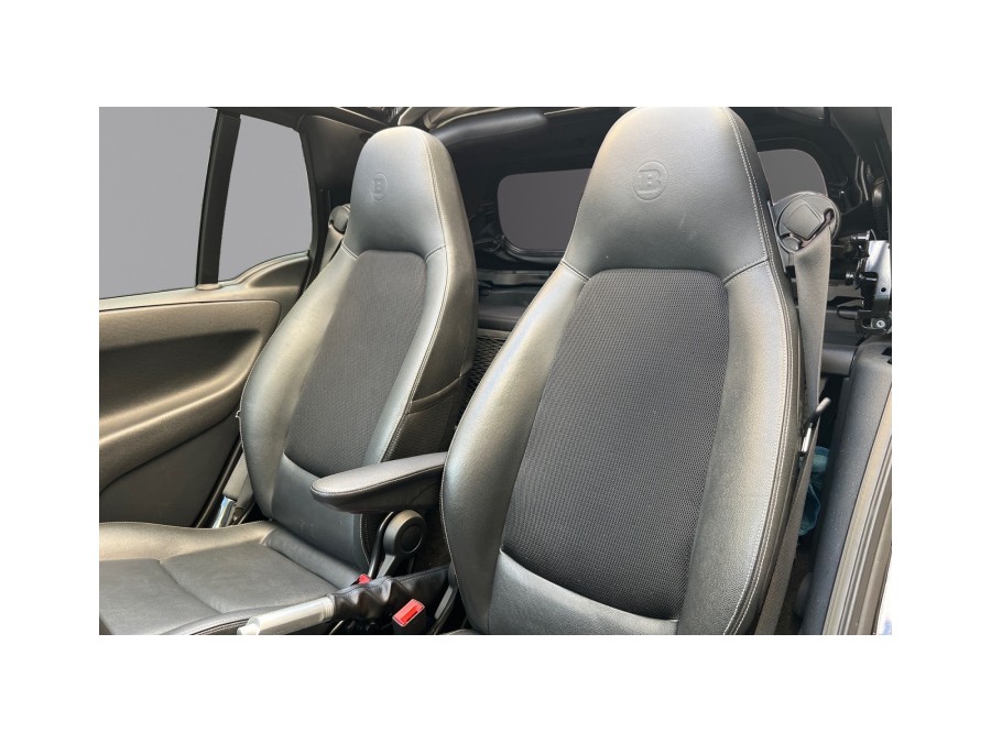 SMART d'occasion FORTWO BRABUS CABRIOLET de 2013 Paris 17 (75)﻿