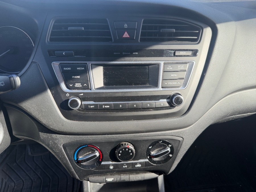 HYUNDAI d'occasion I20 1.4 100 Intuitive de 2015 Champigny sur Marne