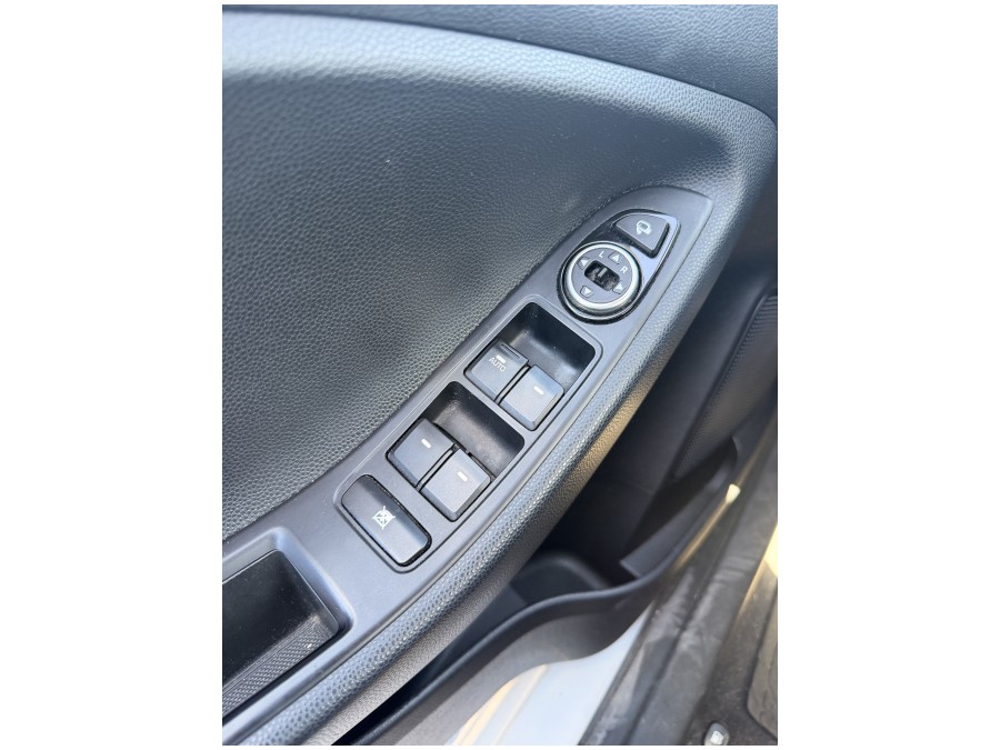 HYUNDAI d'occasion I20 1.4 100 Intuitive de 2015 Champigny sur Marne
