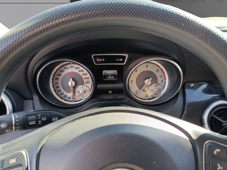MERCEDES d'occasion CLA SHOOTING BRAKE 180 D SENSATION de 2016 Evreux