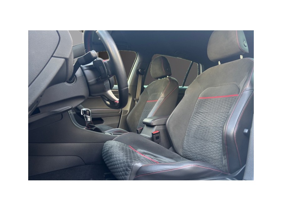 VOLKSWAGEN d'occasion GOLF GTI  2.0T FSI 230 DSG de 2019 Paris 17