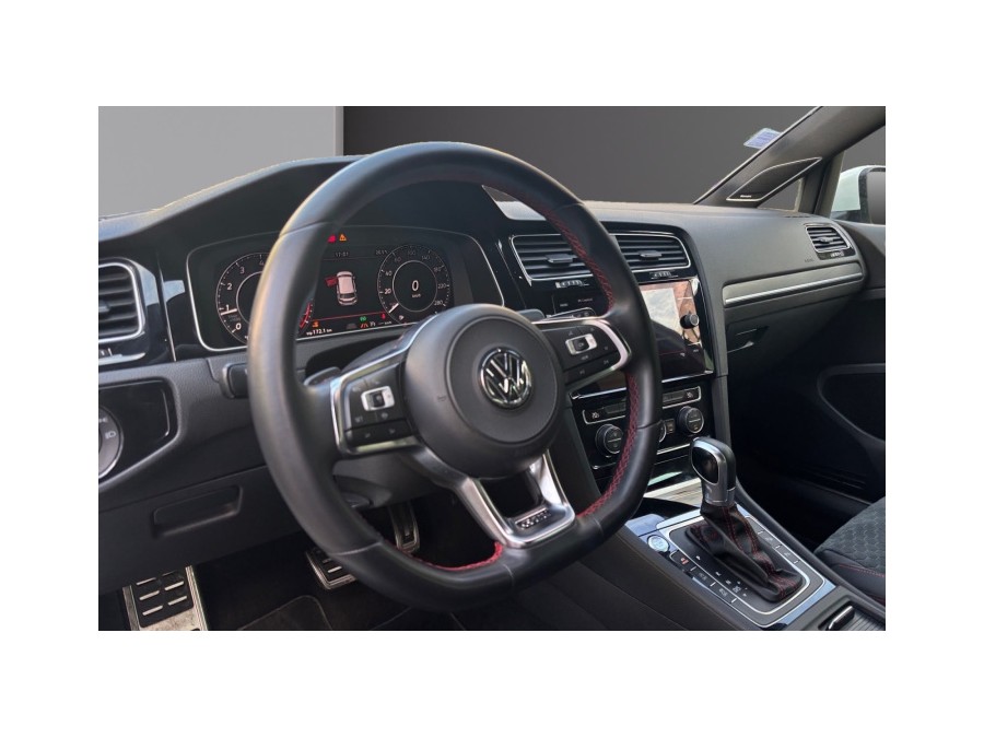 VOLKSWAGEN d'occasion GOLF GTI  2.0T FSI 230 DSG de 2019 Paris 17