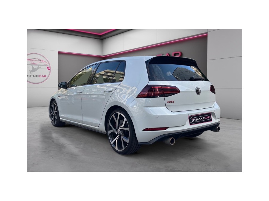 VOLKSWAGEN d'occasion GOLF GTI  2.0T FSI 230 DSG de 2019 Paris 17