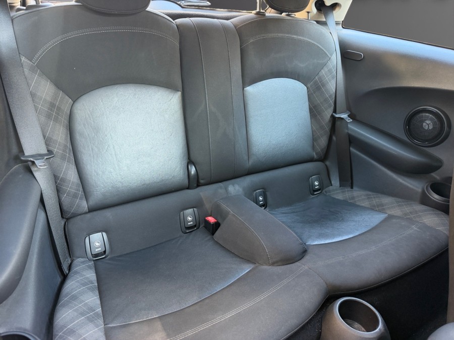 MINI d'occasion MINI One 102ch Marylebone de 2016 Cannes (06)﻿
