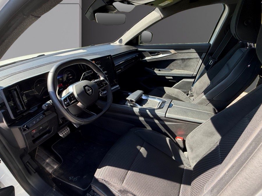 RENAULT d'occasion AUSTRAL 1.2 E-Tech full hybrid 200ch Iconic esprit