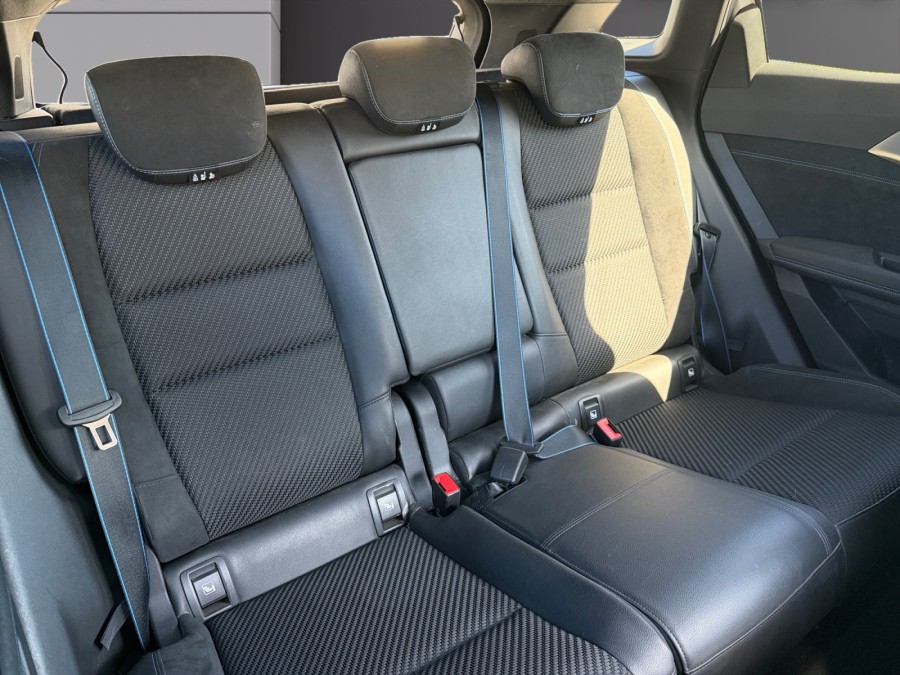RENAULT d'occasion AUSTRAL 1.2 E-Tech full hybrid 200ch Iconic esprit