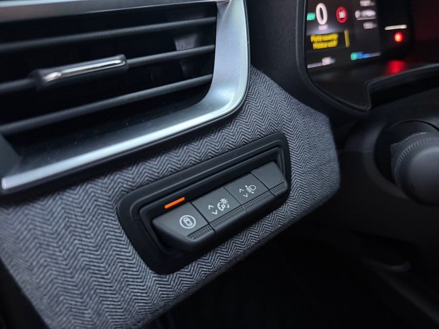 RENAULT d'occasion CLIO E-TECH Hybrid 145 ch de 2025 Paris 15 (75)﻿