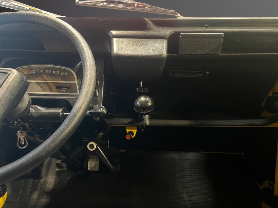 CITROEN d'occasion 2 CV 6 SPECIAL de 1982 Fontainebleau (77)﻿