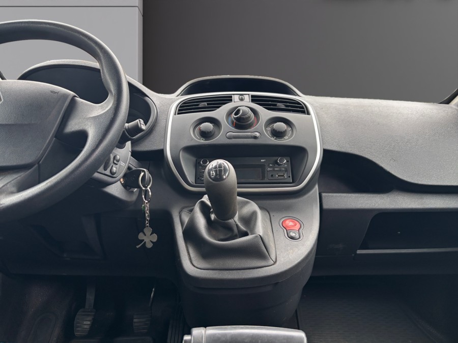 RENAULT d'occasion KANGOO II 1.5 DCI 75 EXPRESS GENERIQUE de 2013