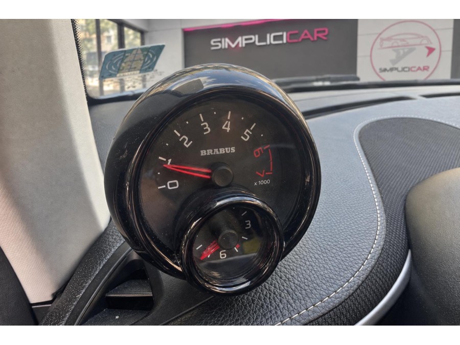 SMART d'occasion FORTWO DECAPOTABLE 0.9 109 BRABUS de 2017 Paris 17