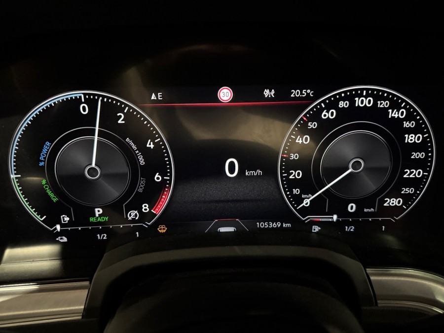 VOLKSWAGEN d'occasion TOUAREG 3.0 TSI EHYBRID 381 ELEGANCE de 2021