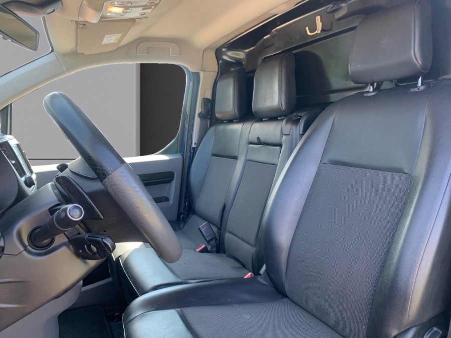 PEUGEOT d'occasion EXPERT FOURGON LONG 2.0 BLUE HDI 180 PREMIUM PACK