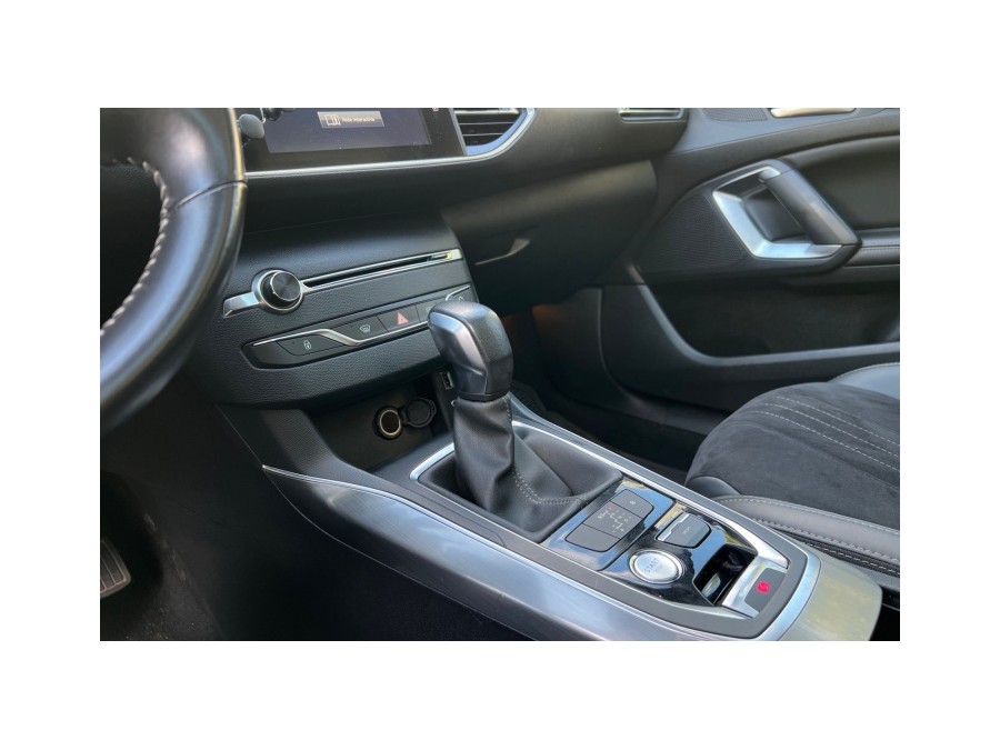 PEUGEOT d'occasion 308 1.2 130ch SW de 2015 Paris 17 (75)﻿