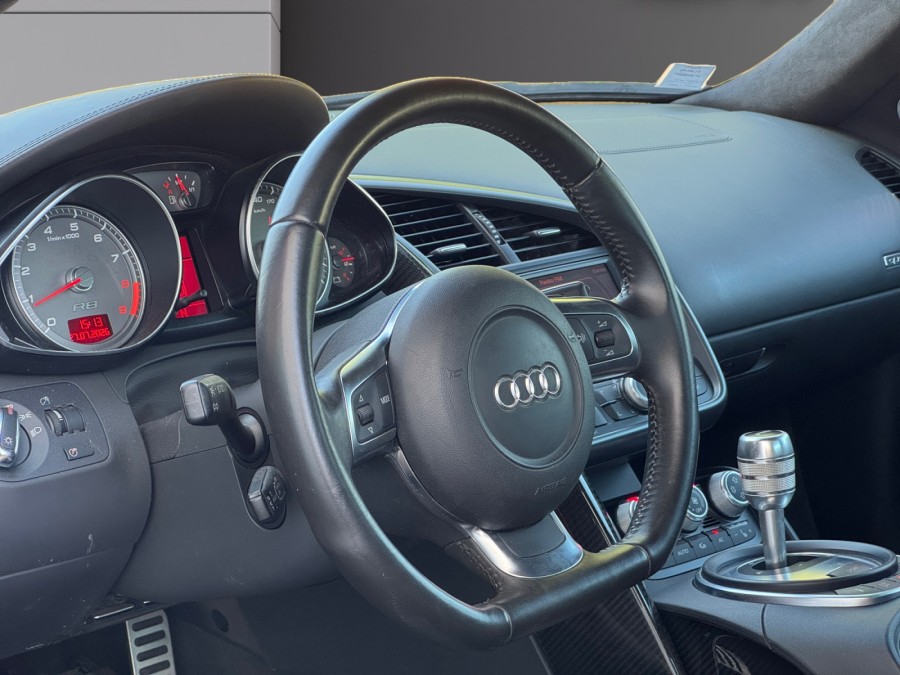 AUDI d'occasion R8 4.2 V8 QUATTRO R TRONIC de 2007 Vannes (56)﻿
