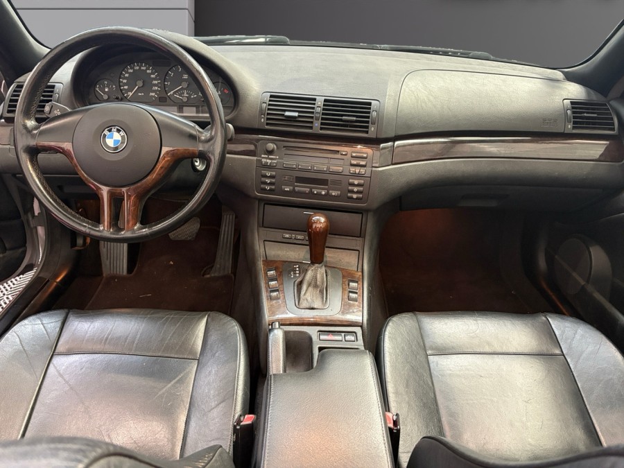 BMW d'occasion 325 2.5 CIA AUTO de 2002 Salon de Provence (13)﻿