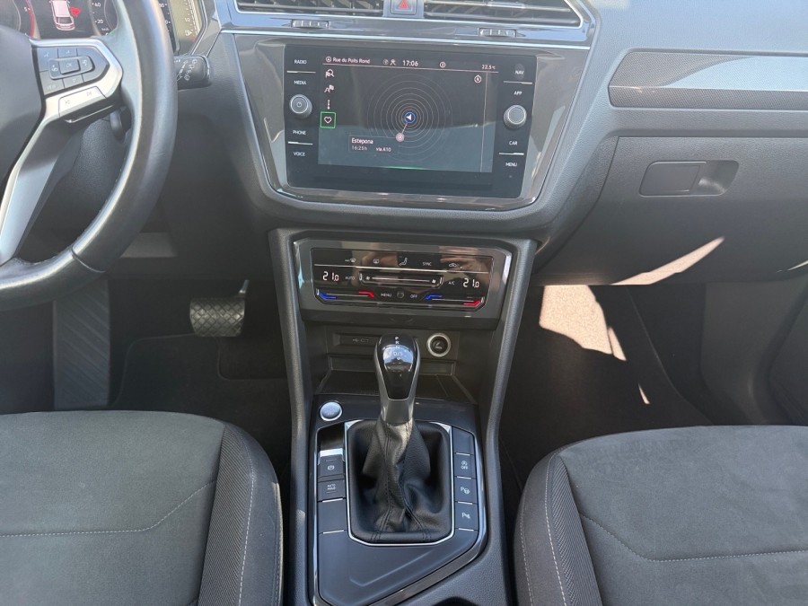 VOLKSWAGEN d'occasion TIGUAN 2.0 TDI 150 4X2 DSG PH2 de 2022 Orleans