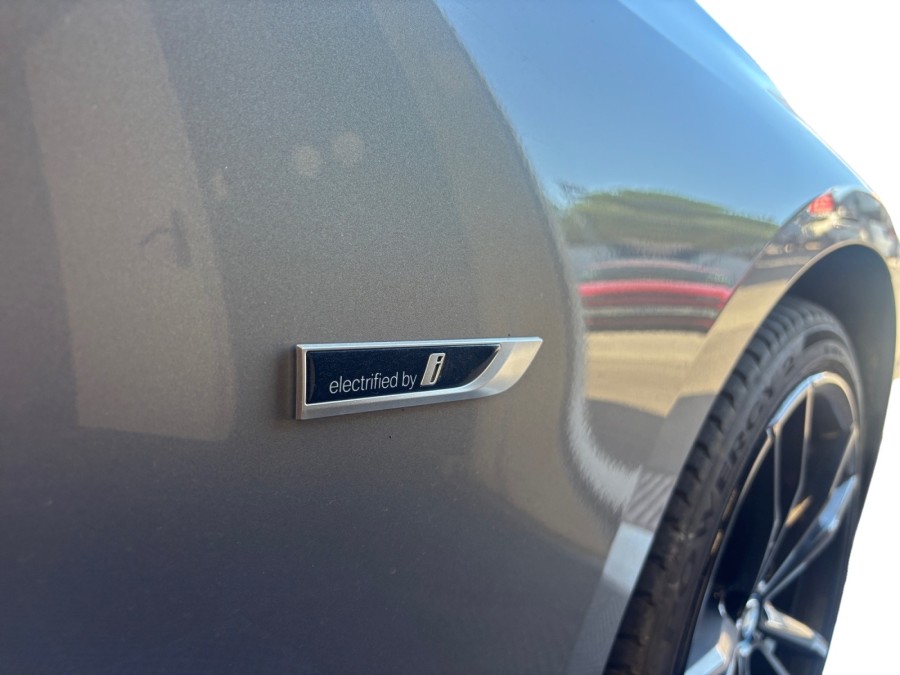 BMW d'occasion SERIE 3 2 E 204 HYBRIDE M Sport de 2022 Frejus (83)﻿