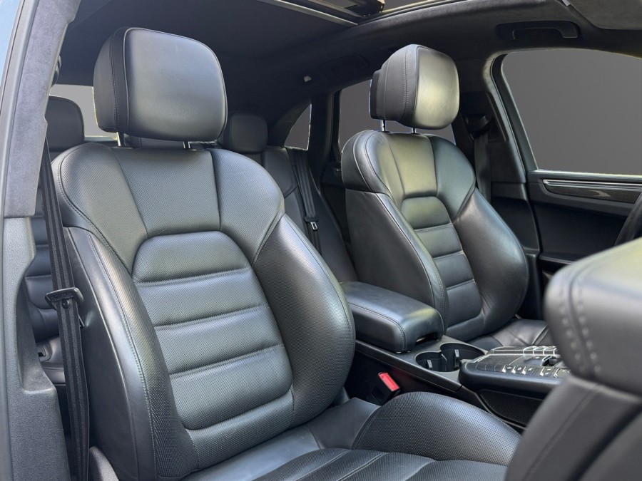 PORSCHE d'occasion MACAN 2.9 V6 440 TURBO PDK de 2019 Nîmes (30)﻿