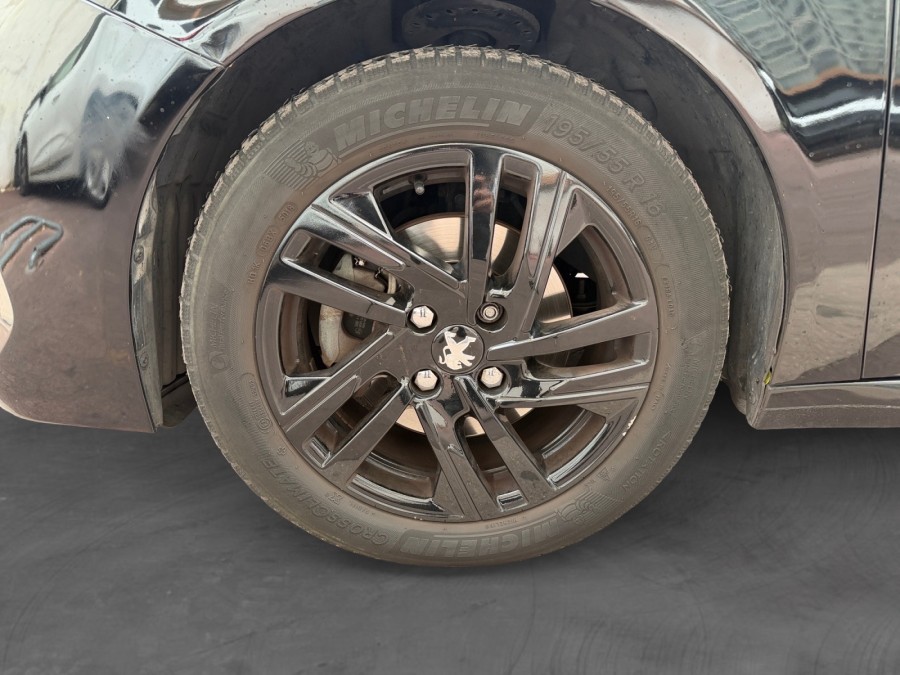 PEUGEOT d'occasion 208 II 1.2 PURETECH 100 ACTIVE EAT AUTO de 2020 Le
